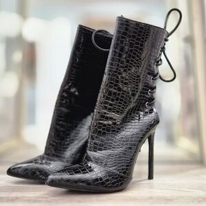 Crocodile-Embossed, Stiletto-Heeled Boots with a Lace-Up Back UK 4 / US 6